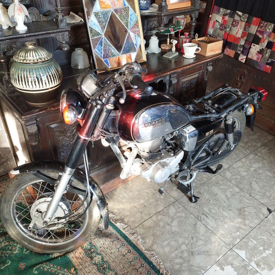 ヤマハ オートバイ　YD125 ブラック 未整備　バイク　旧車