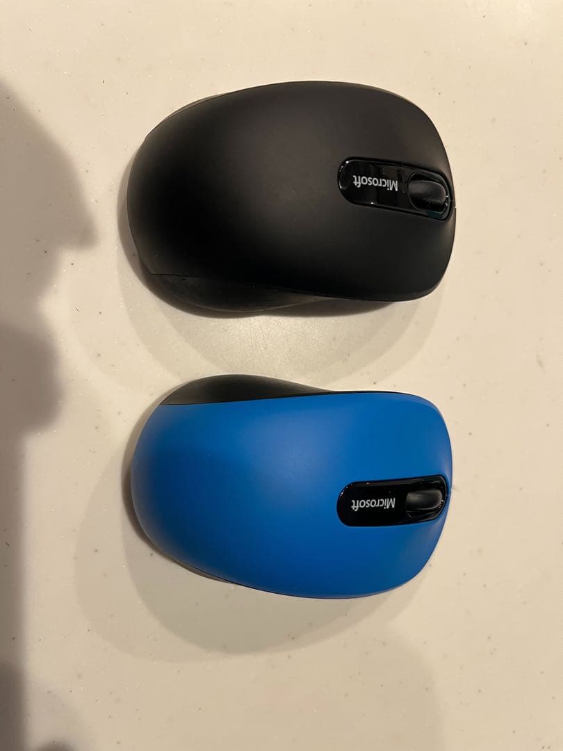 Microsoft BT Mouse M3600 黒と青の2色セット