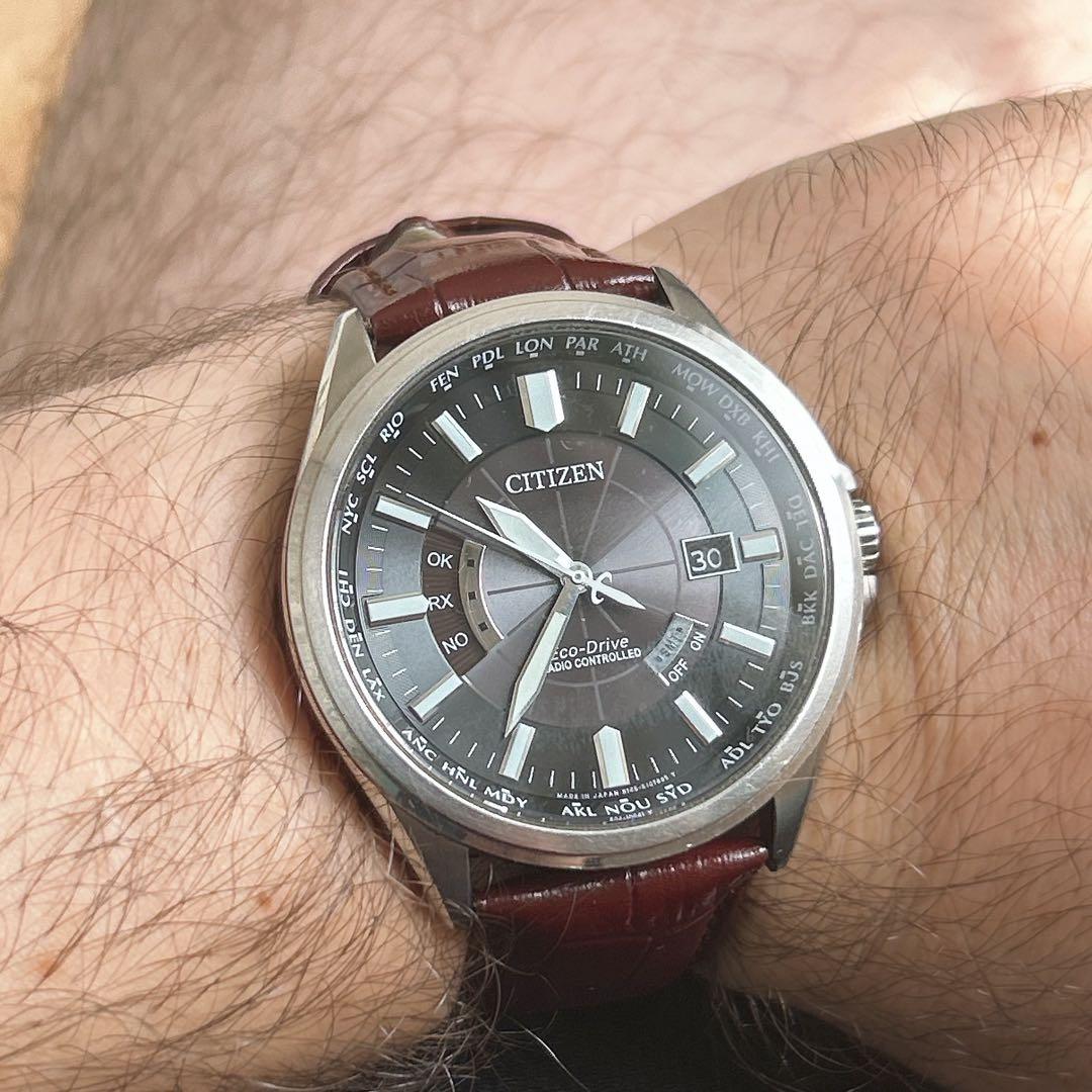 【CITIZEN】　CB0011-69L 稼働品　ブラウンレザーベルト　定価6万