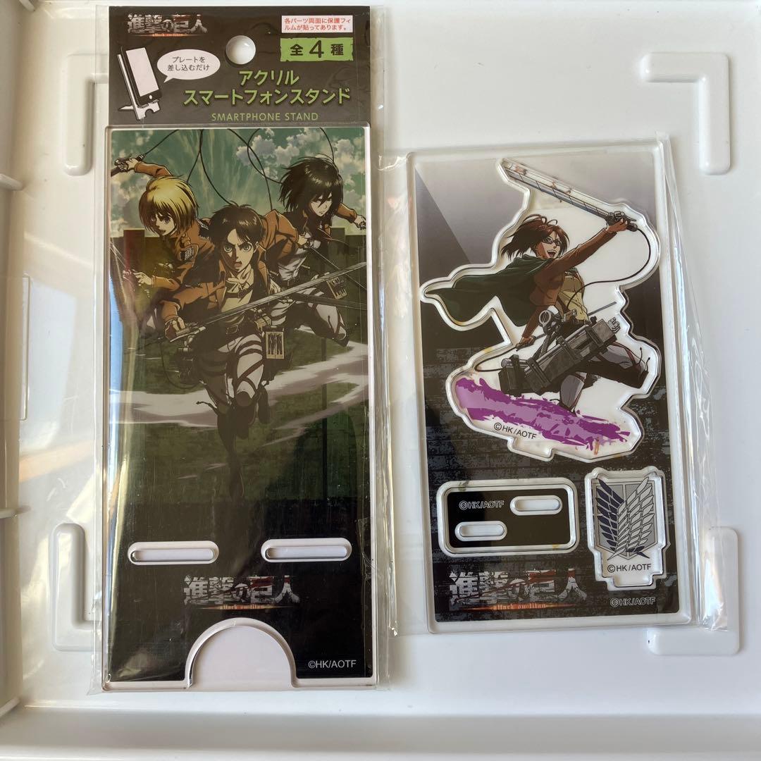 進撃の巨人 スマートフォンスタンド　アクリルスタンド
