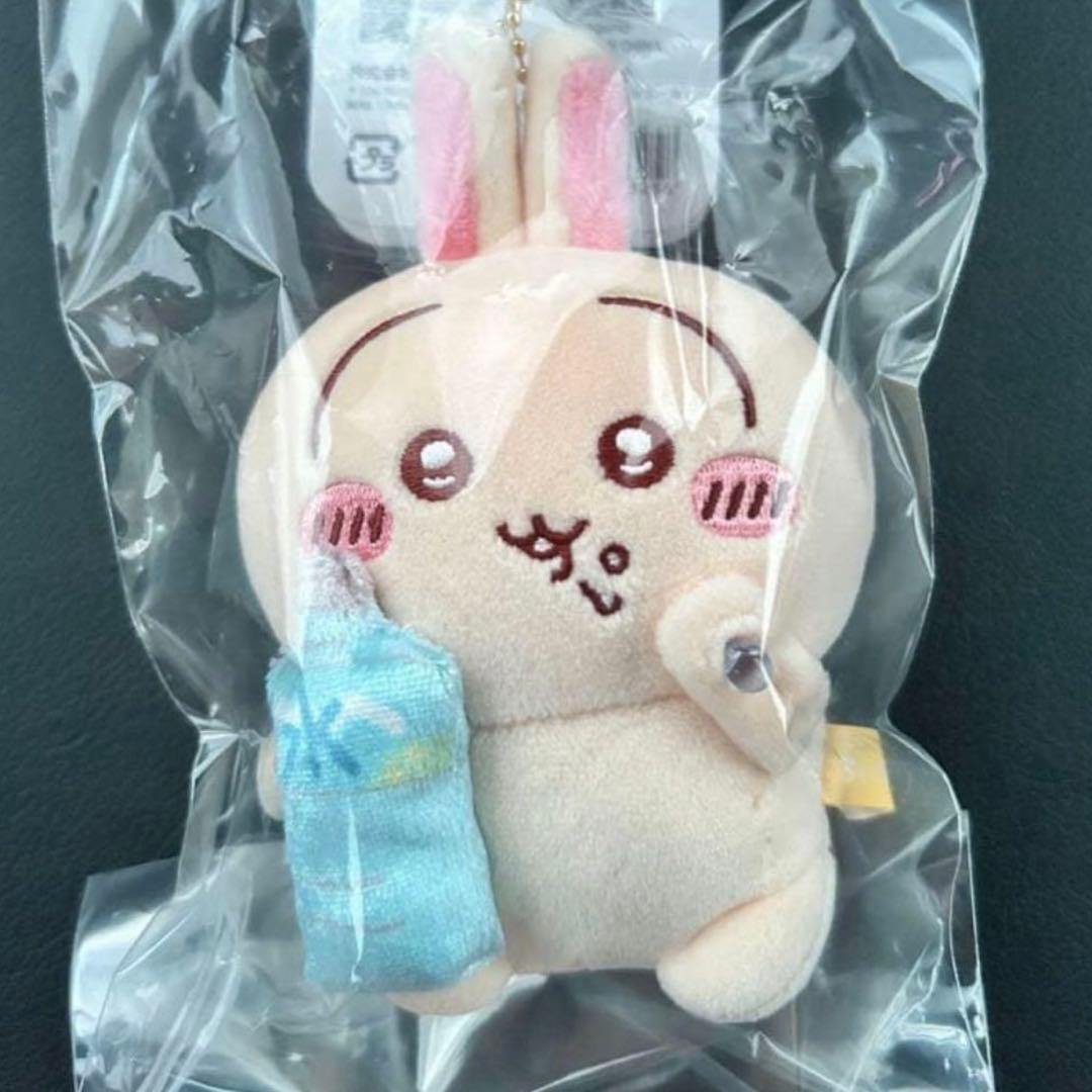 ちいかわ　おいしすぎるよッ　水　うさぎ