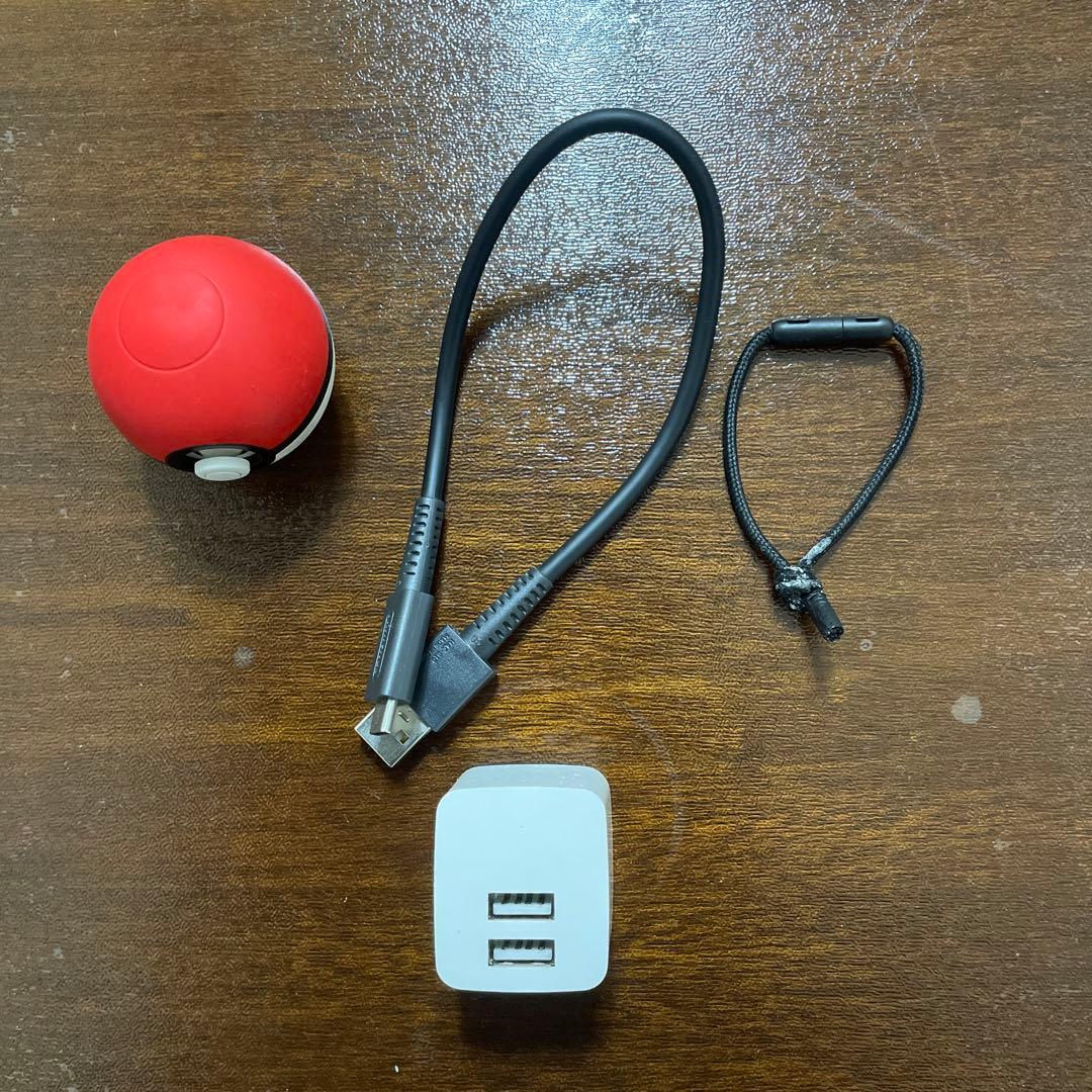 Nintendo モンスターボール PLUSと2台同時充電可能USBコンセント by メルカリ
