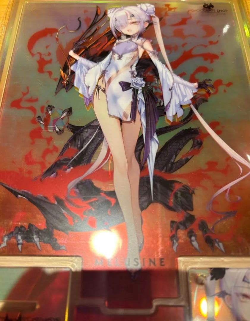 C107 chocolate shop 白チーパオ　アクリル