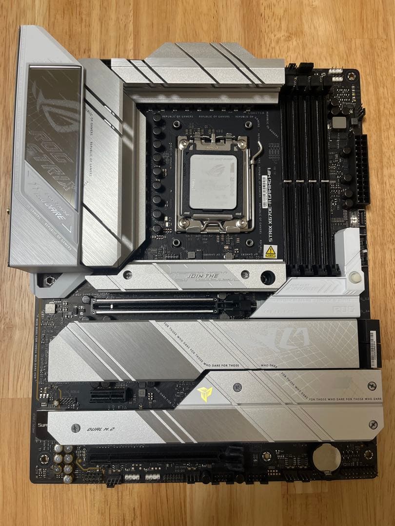 ROG STRIX X670E-A GAMING WIFI