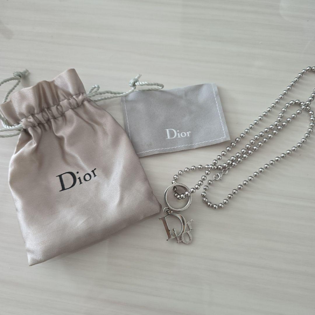 Christian Dior ロゴ ネックレス シルバーカラー ボールチェーン