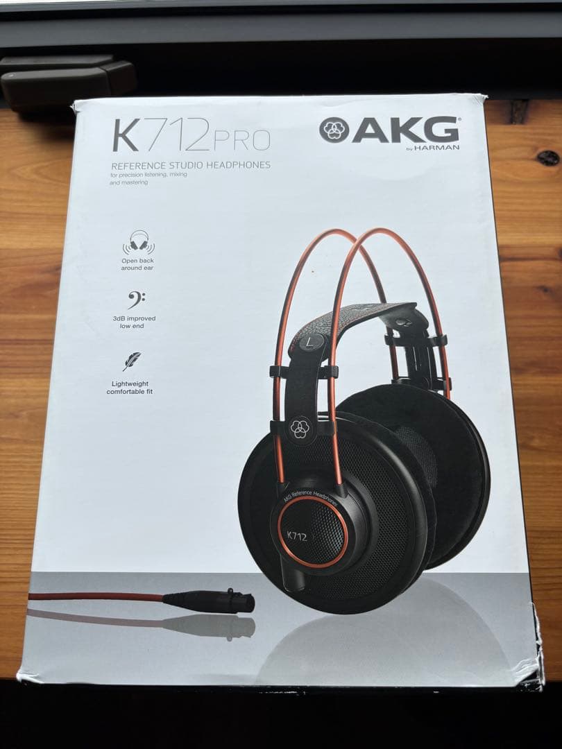 AKG K712 PRO 本体　ケーブル　キャリングポーチ