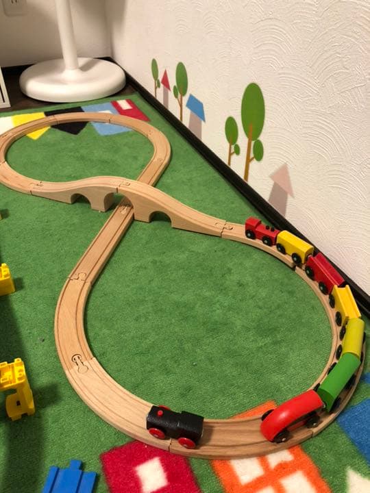 IKEA イケア 木製の汽車 玩具 おもちゃ by メルカリ