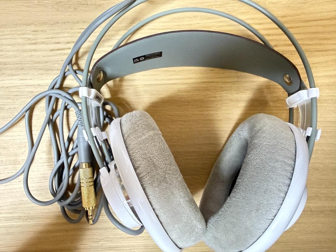 【極美品】AKG K701-Y3有線ヘッドホン