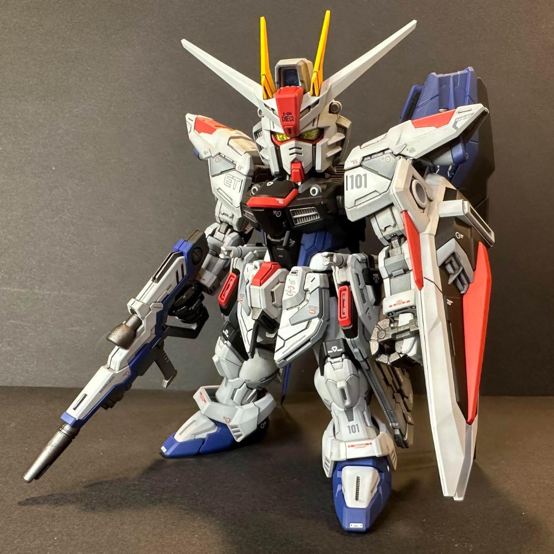 MGSD フリーダムガンダム 全塗装完成品