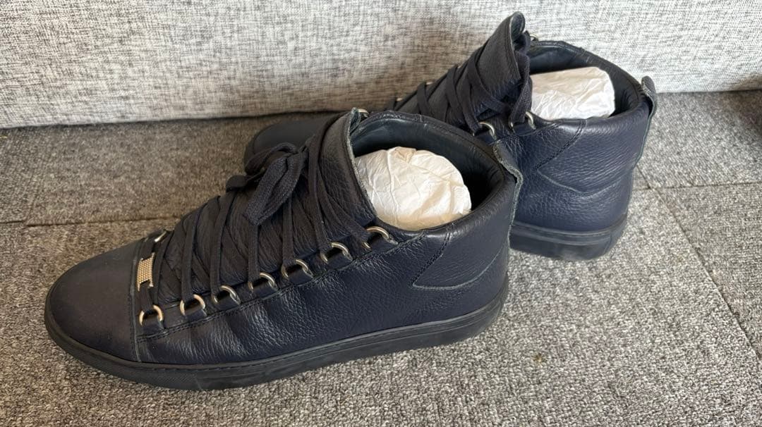 バレンシアガ　アリーナ　ハイカットスニーカー　ダークネイビー