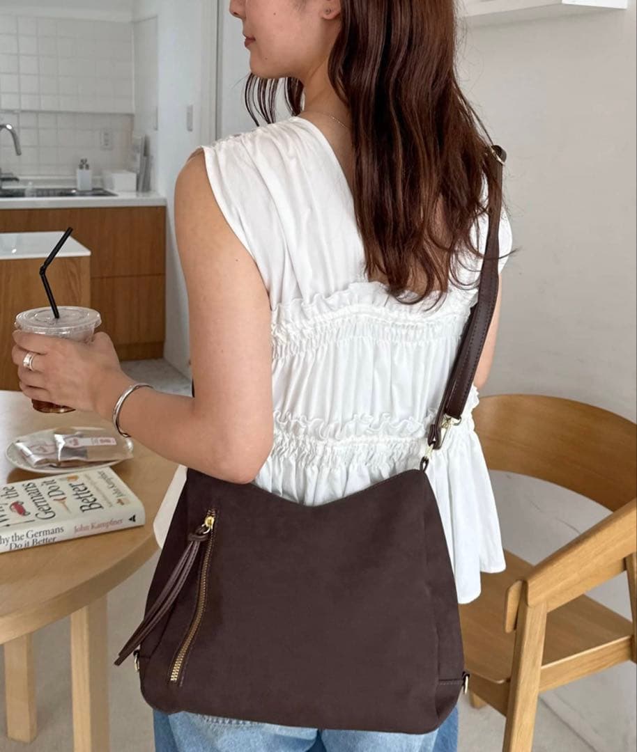 DISCOAT 2WAYホーボーバッグ　ブラウン　ディスコート