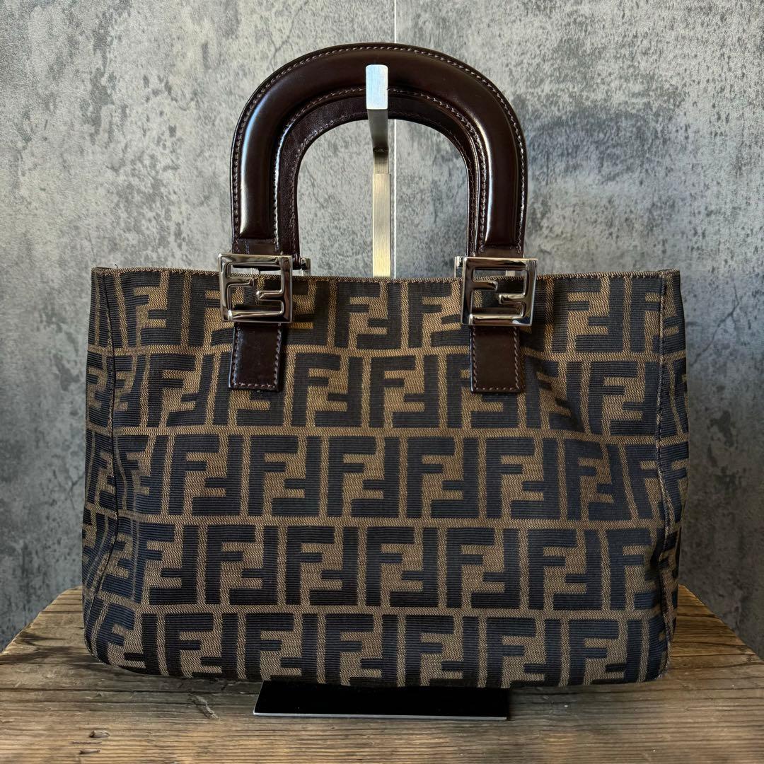 美品 FENDI フェンディ ズッカ トートバッグ ハンドバッグ  26693