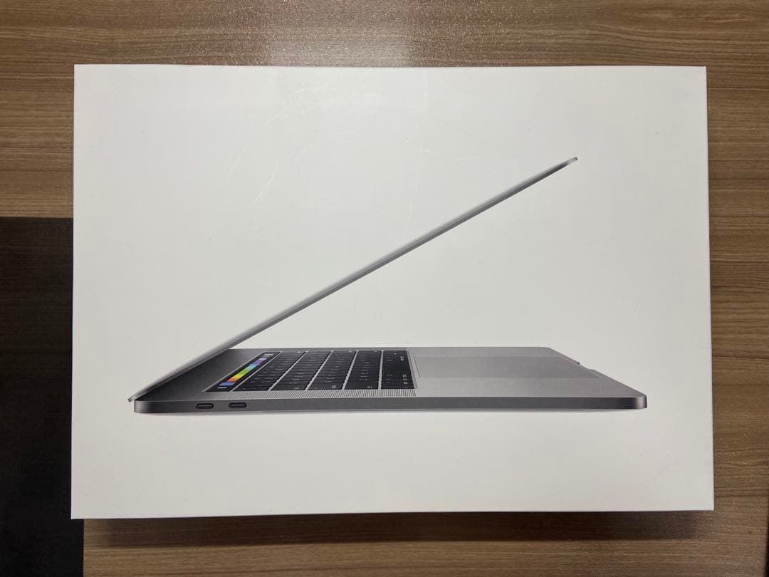 MacBook Pro 15インチ 2017 1TB16GB フルスペック