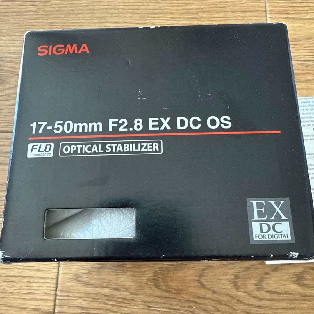 SIGMA 17-50mm f/2.8 EX DC OS HSM ズームレンズ