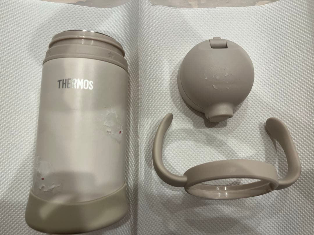 サーモス　保冷保温ストロー水筒 by メルカリ