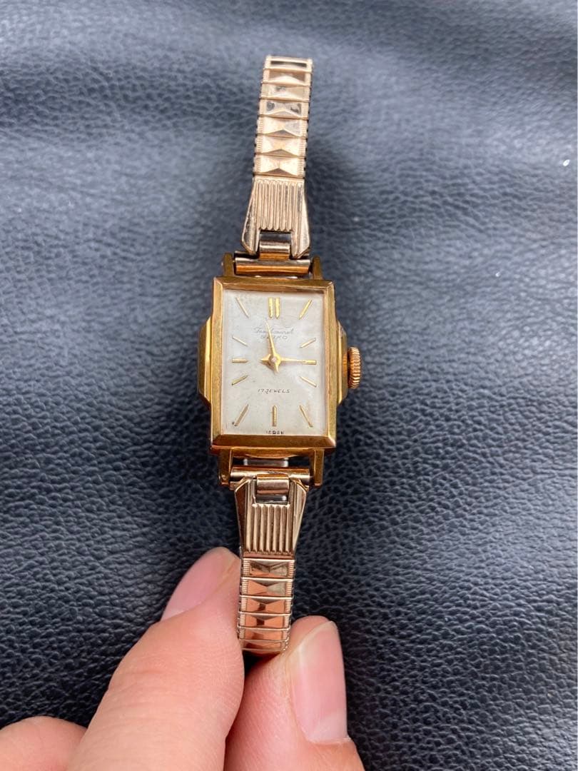 ヴィンテージSEIKO 腕時計 by メルカリ