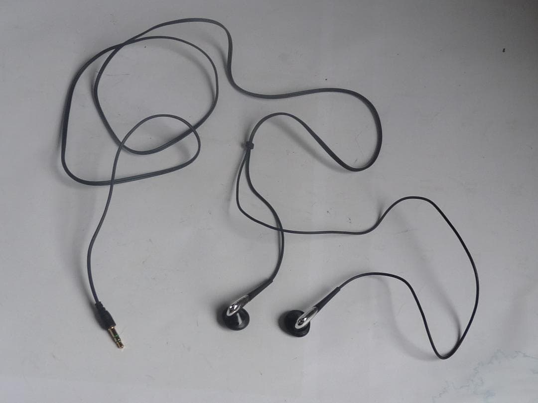 Sony MDR-E0931 有線インイヤーイヤホン ロングコード