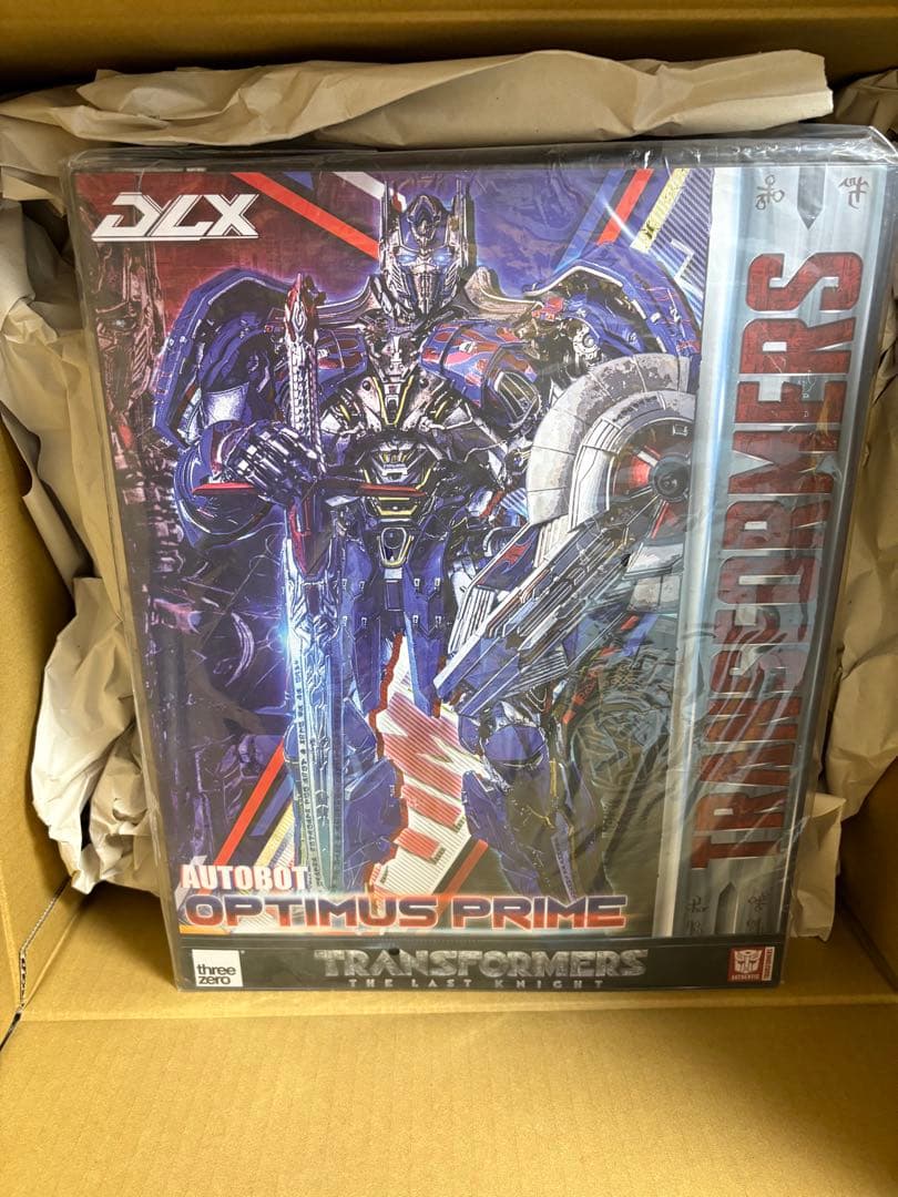スリーゼロ　DLX オプティマスプライム　トランスフォーマー/最後の騎士王