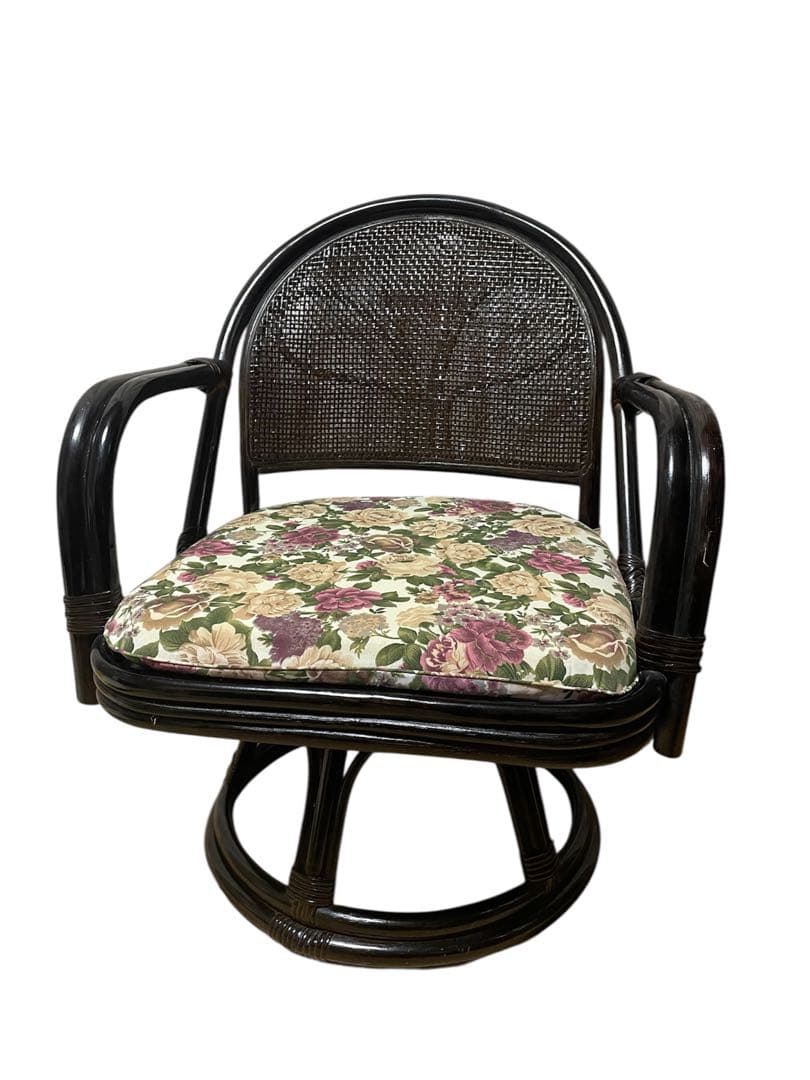 ラタン 回転座椅子 by メルカリ