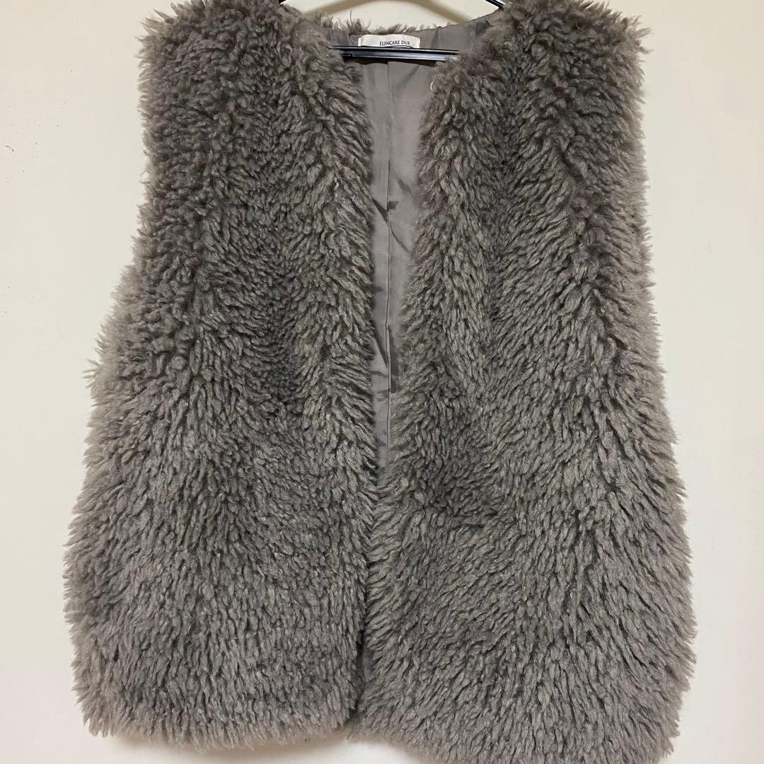 ファーベスト　グレー