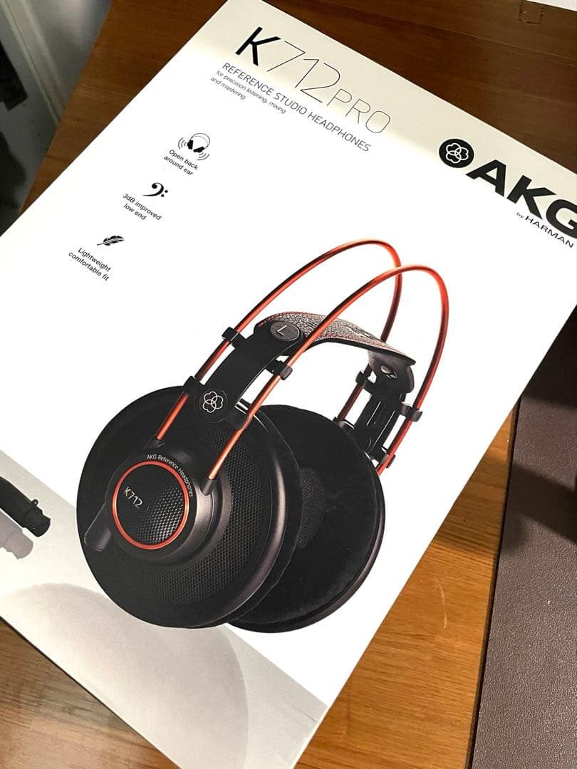 AKG K712 PRO 開放型モニターヘッドホン