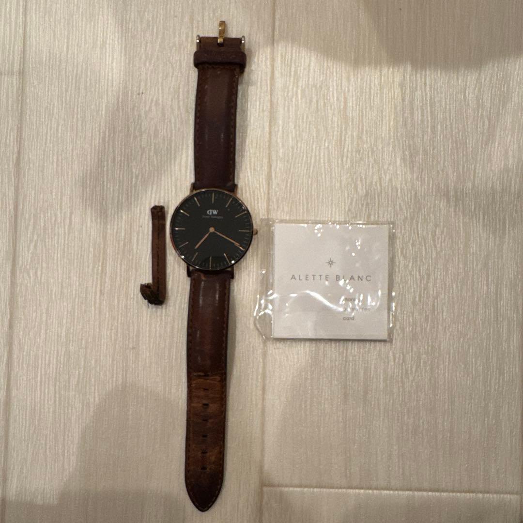 Daniel Wellington 腕時計　レディース　レザー　ブラウン