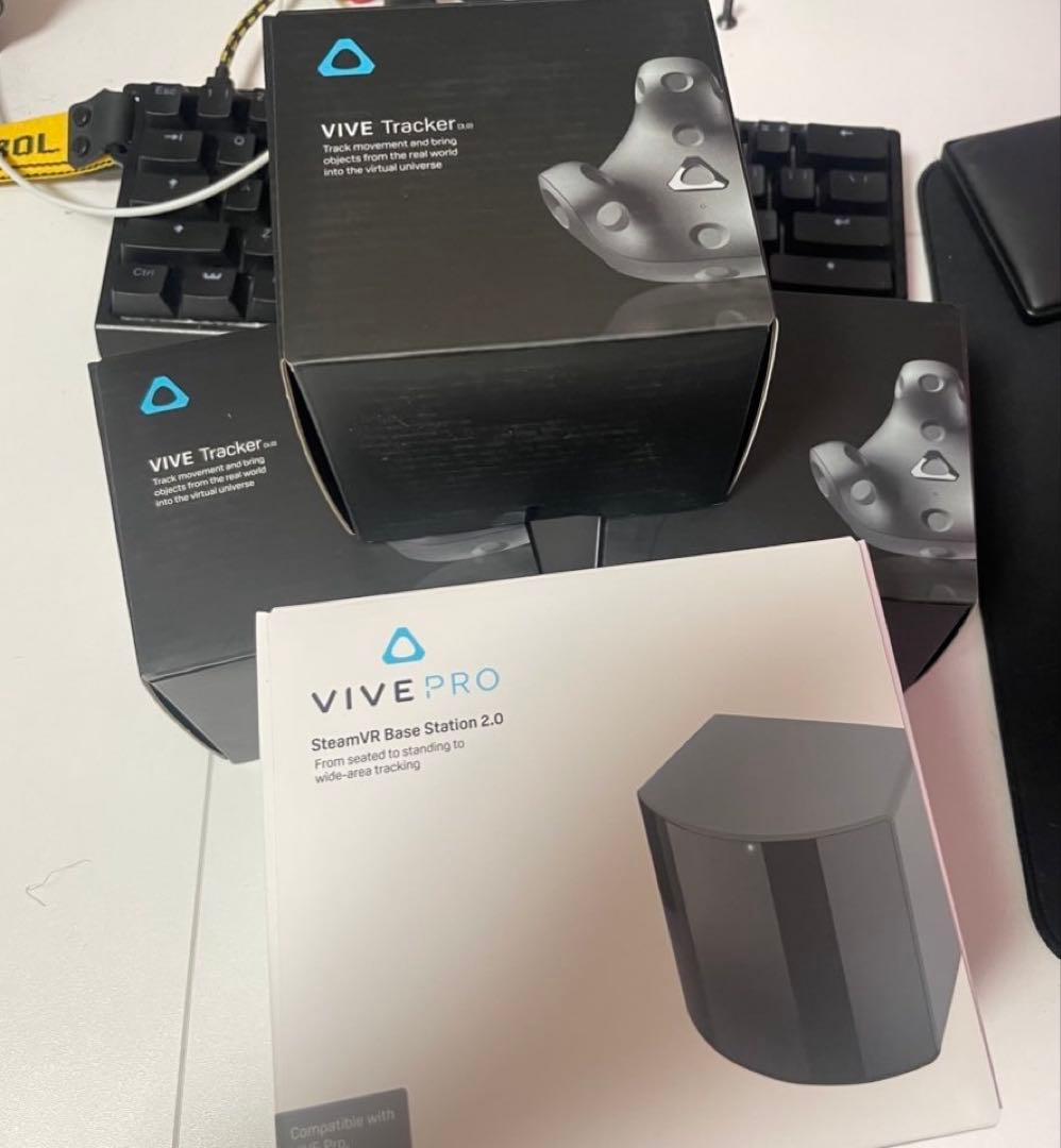 VIVEトラッカーセット　これさえあればフルトラデビュー！ by メルカリ