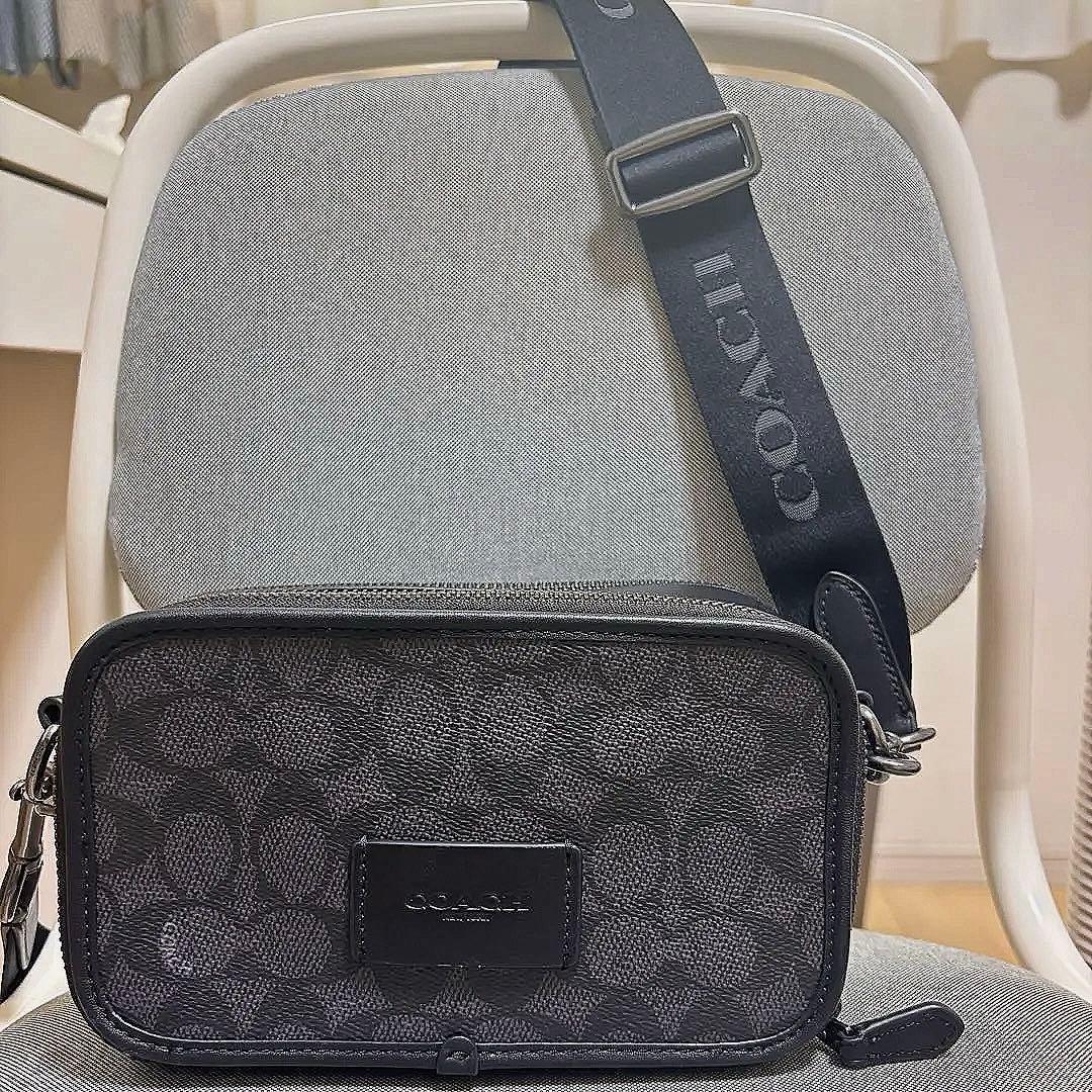 【美品&希少】COACH ショルダーバッグ シグネチャー ブラック se様専用