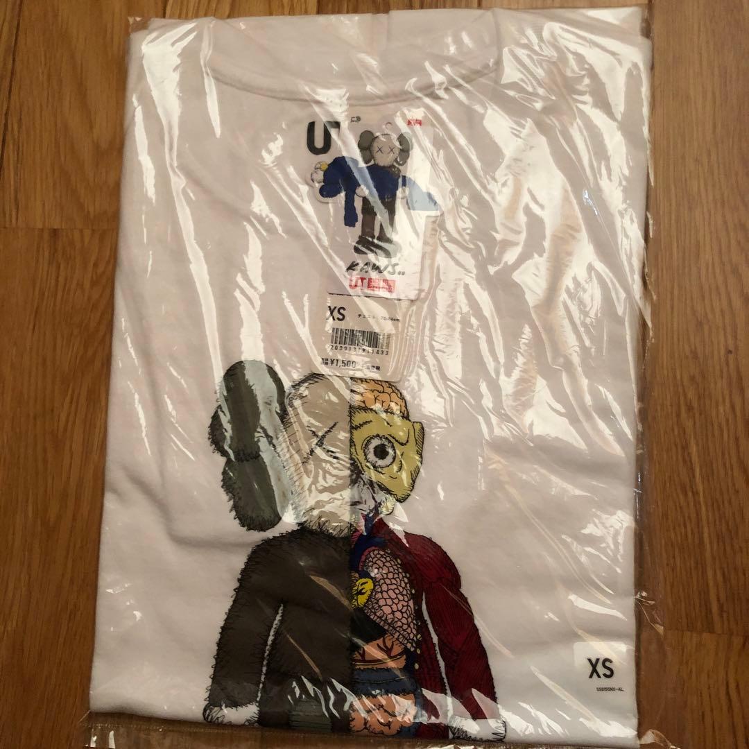 ユニクロ カウズ コラボ Tシャツ XS UNIQLO UT KAWS 新品 by メルカリ