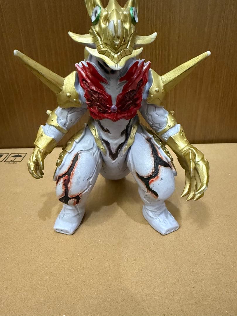 ウルトラマンジード　ウルトラ怪獣DX ベリアル融合獣　サンダーキラー　中古品
