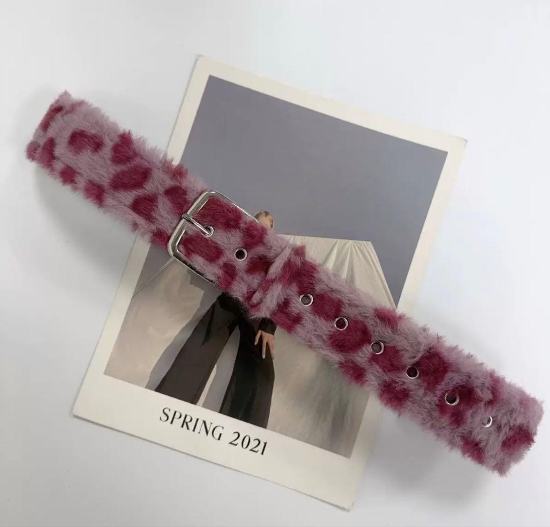ヒョウ柄　ひょう柄　豹　ファーベルト　y2k 人気　トレンド　ピンク　afb風