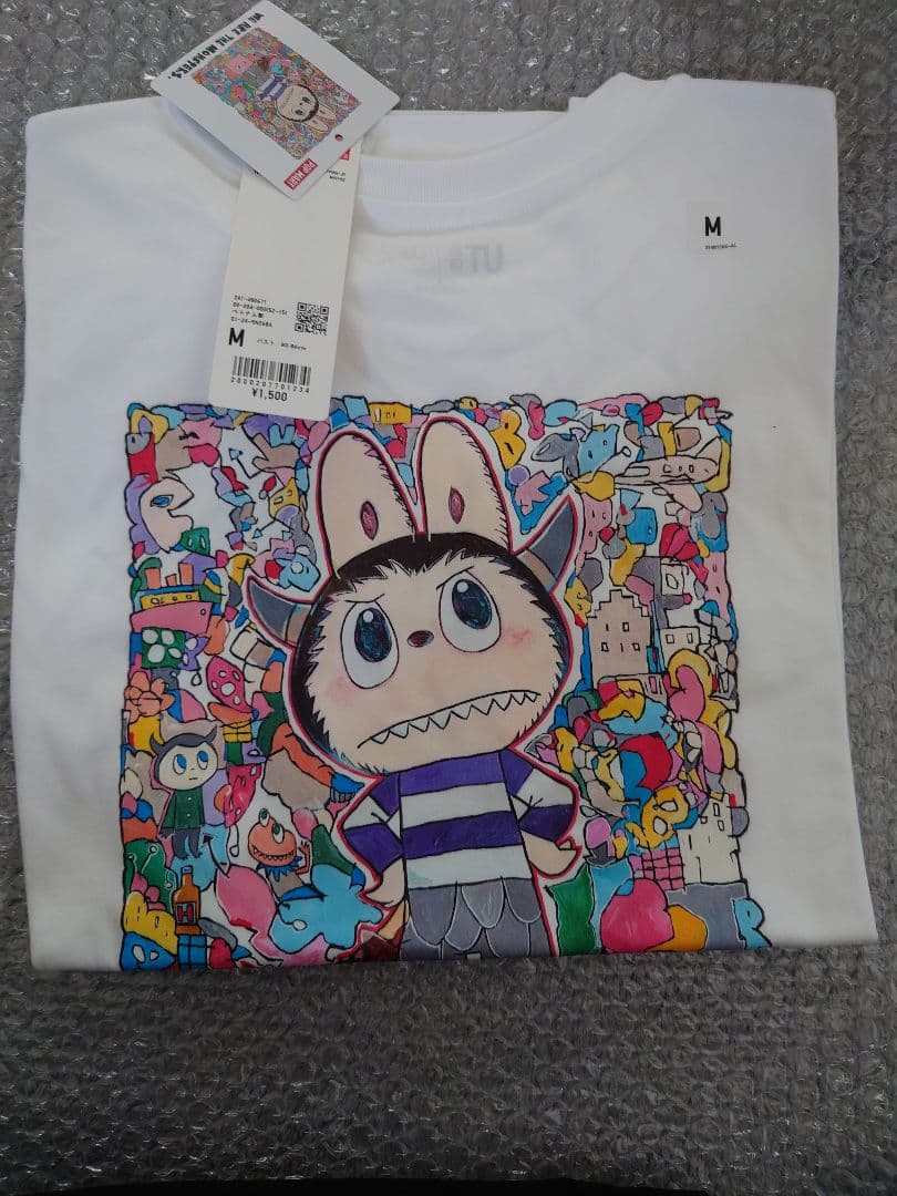 UNIQLO POPMART ユニクロ　ポップマート　ラブブ　Mサイズ　ホワイト