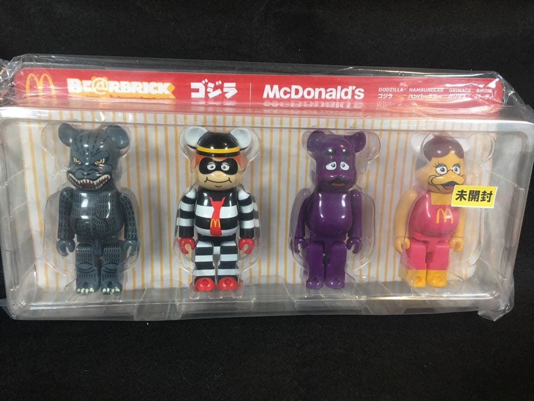BE@RBRICK ベアブリック　ゴジラVSマクドナルド　150％4体セット