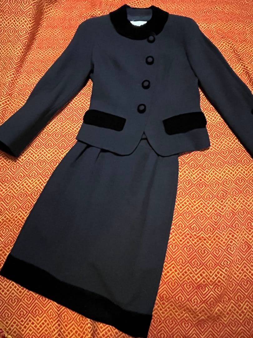 Christian Dior 黒 スカートスーツ