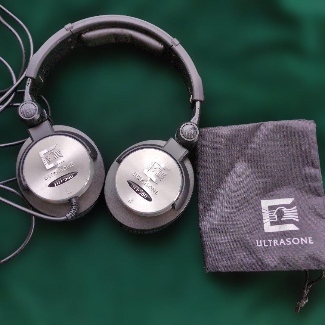 ジャンク品 ULTRASONE HFI-580 有線ヘッドホン 2個