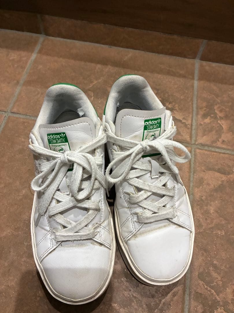 adidas Stan Smith ホワイトスニーカー