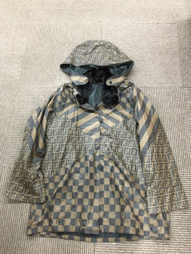 FENDIフェンディ　ズッカ　コート　サイズ40