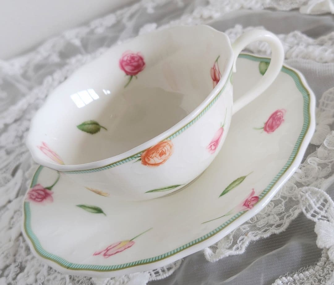 新品　Noritake アペルト　カップ＆ソーサー 6客セット 花柄