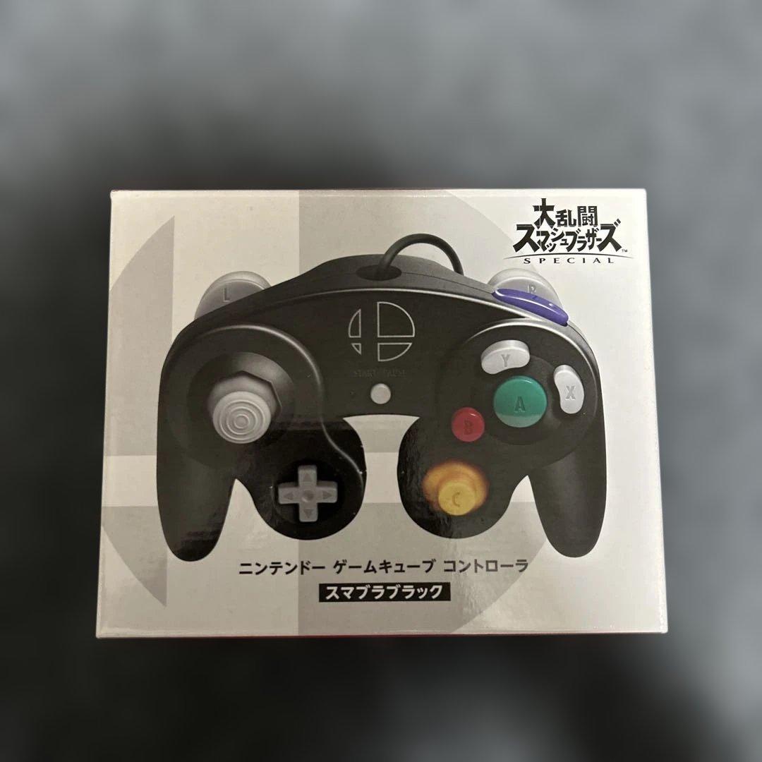 ゲームキューブコントローラー　スマブラブラック