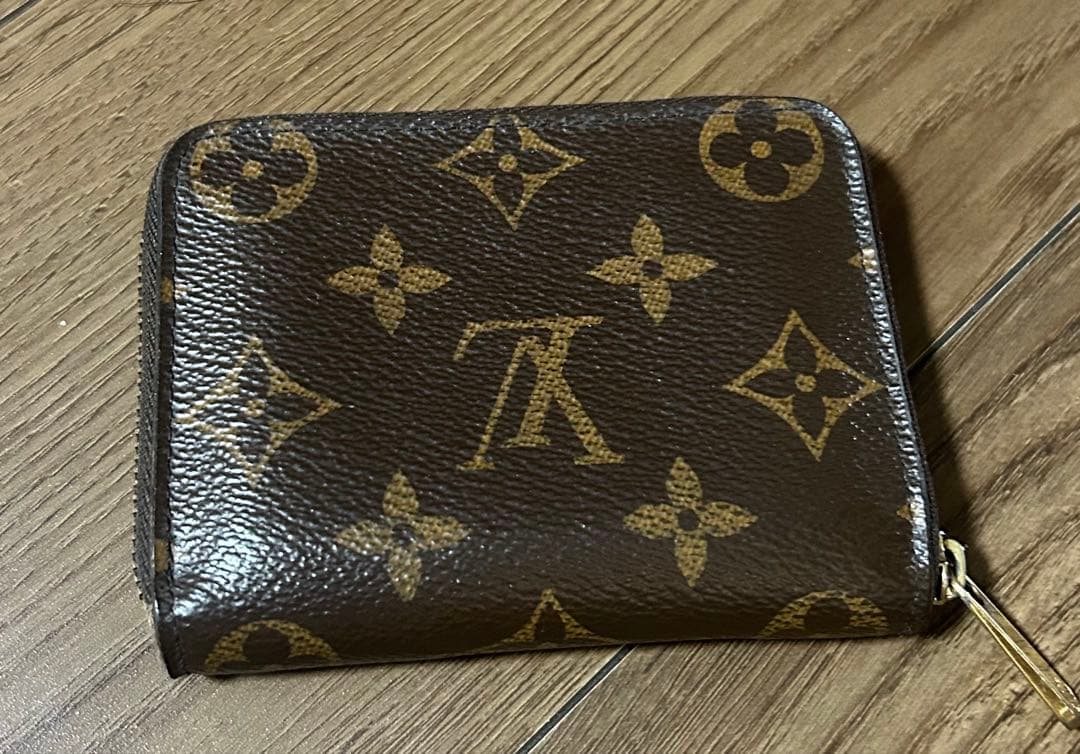 LOUIS VUITTON モノグラム ジッピーコインパース