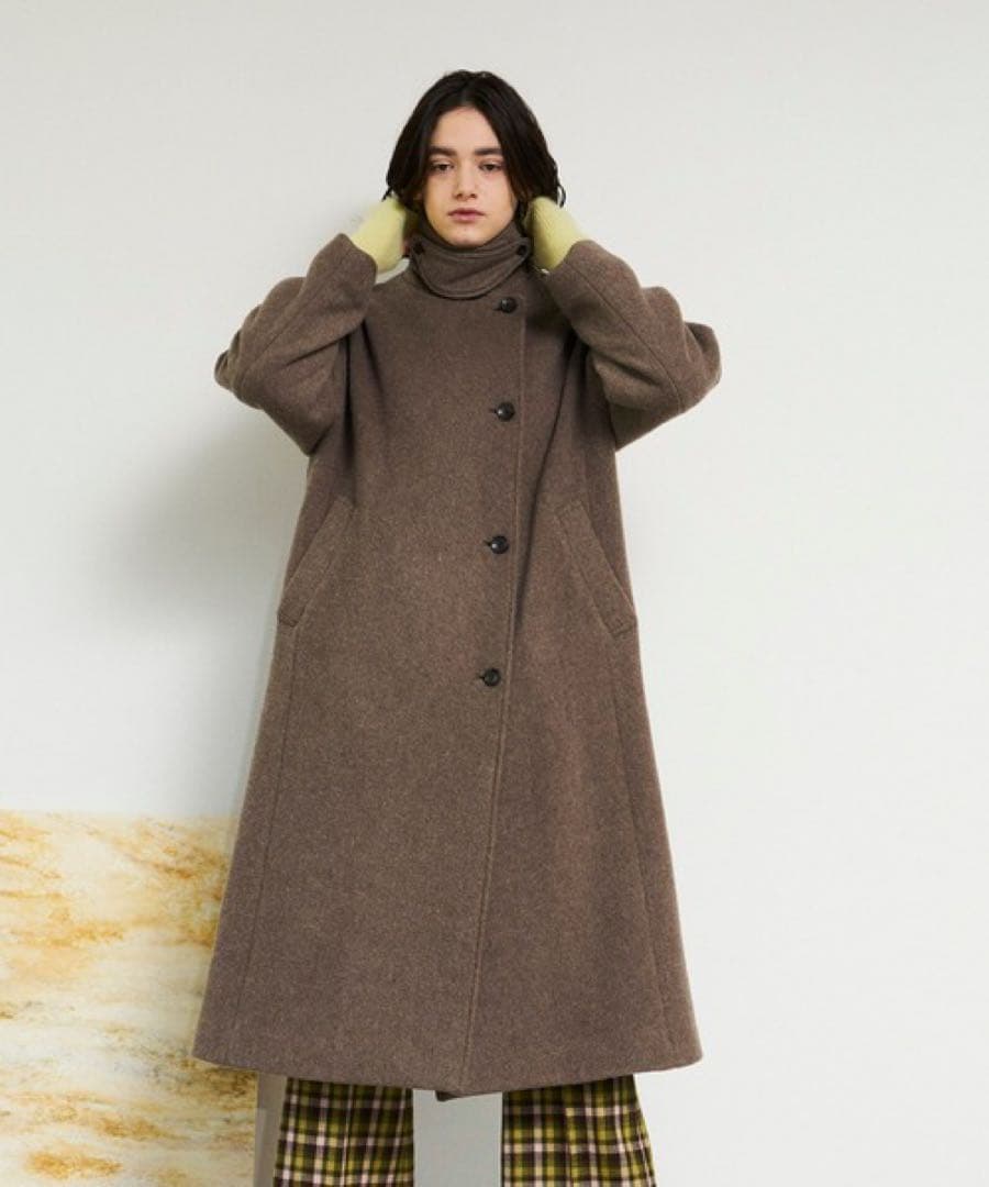 super100’ｓショートビーバーハイネックコート