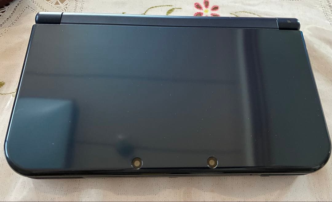 メタリックブルー　New Nintendo 3DS LL