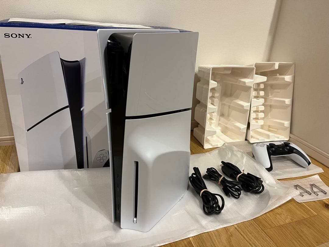 【美品】PlayStation5（ディスクドライブ付） CFI-2000A01