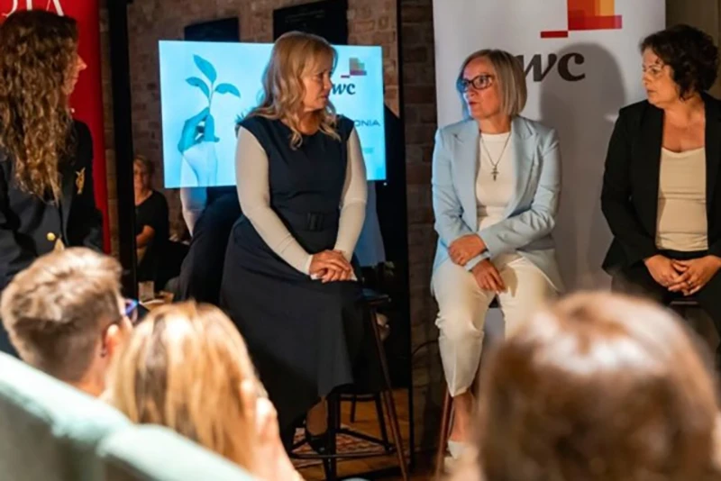 Sudjelovanjem na eventu 