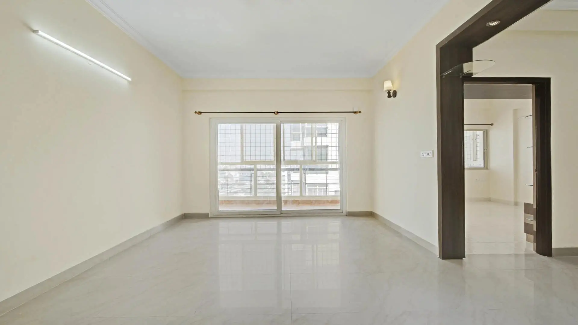 Hall_front2.webp