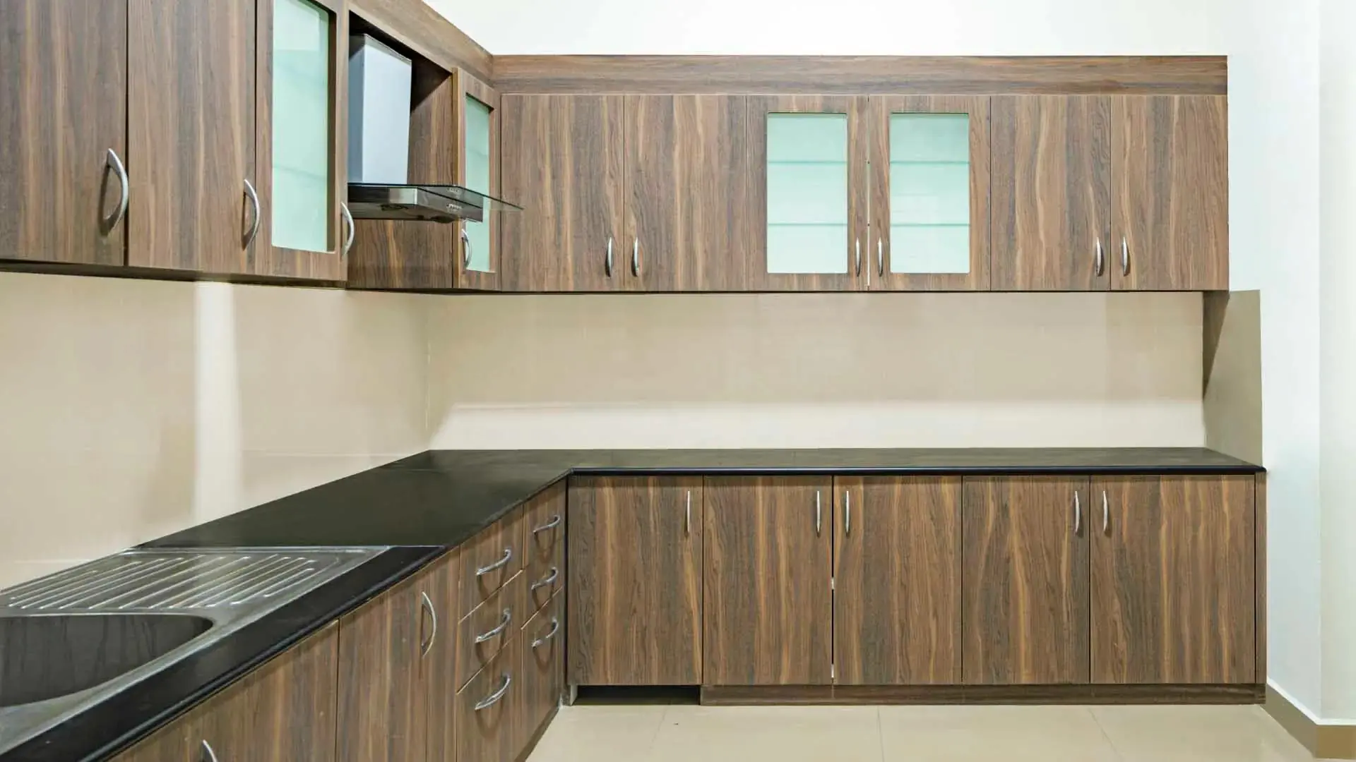 kitchen_front2.jpg