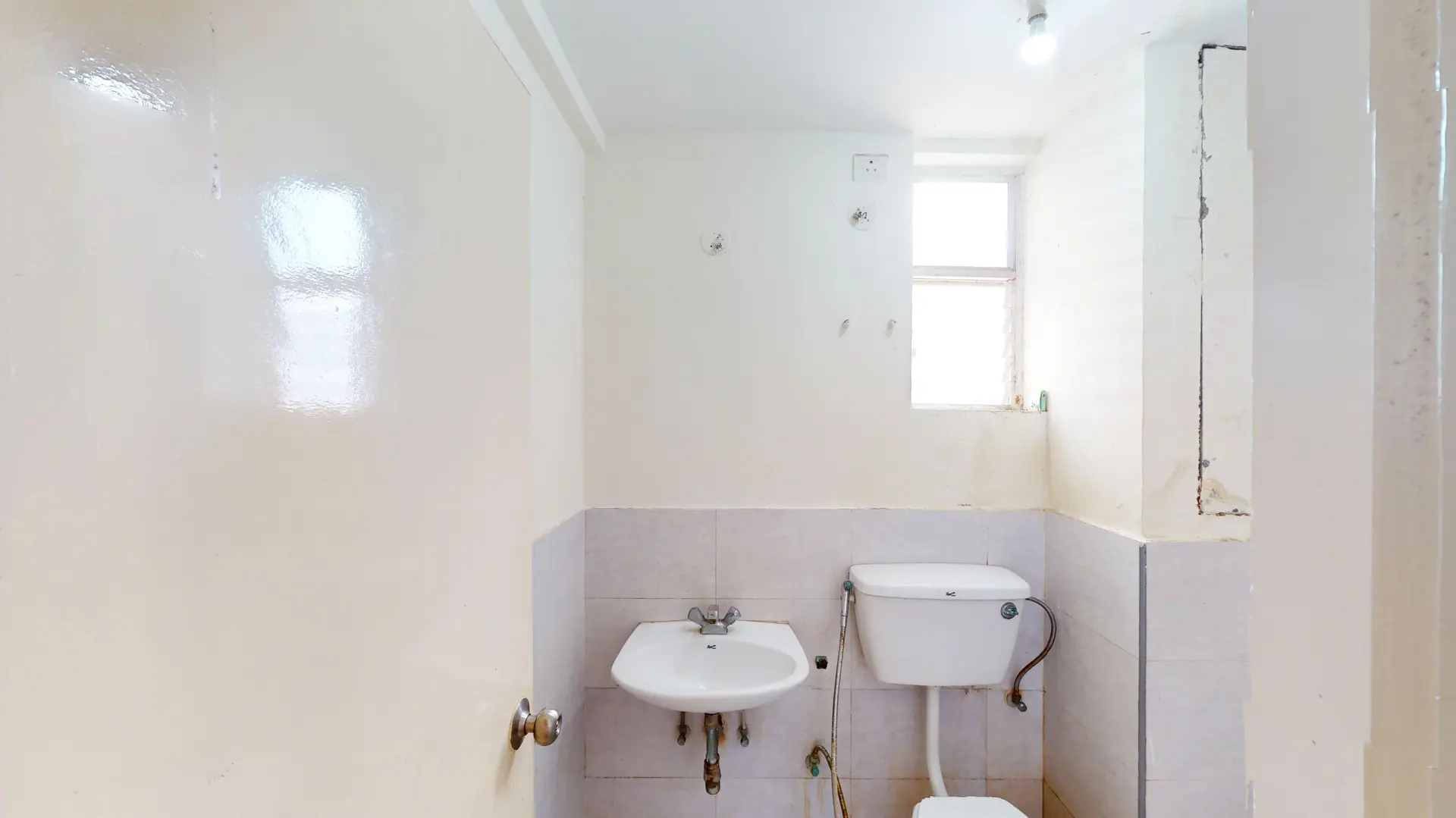 F-Block-2BHK-DLF-Maiden-Heights-06082024_153127.jpg
