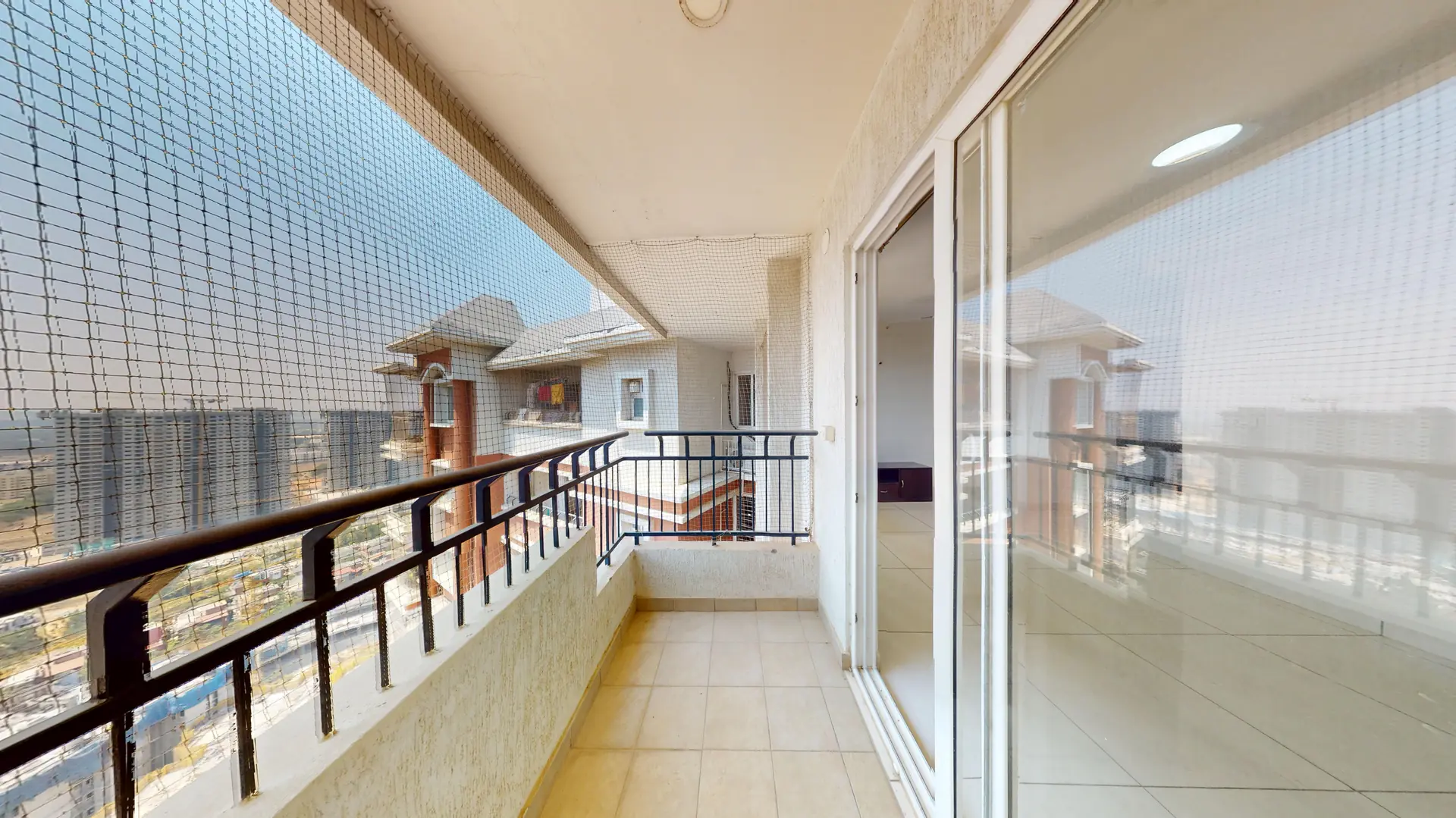 Tower-2-2BHK-Prestige-Lakeside-Habitat-03192025_163854.jpg