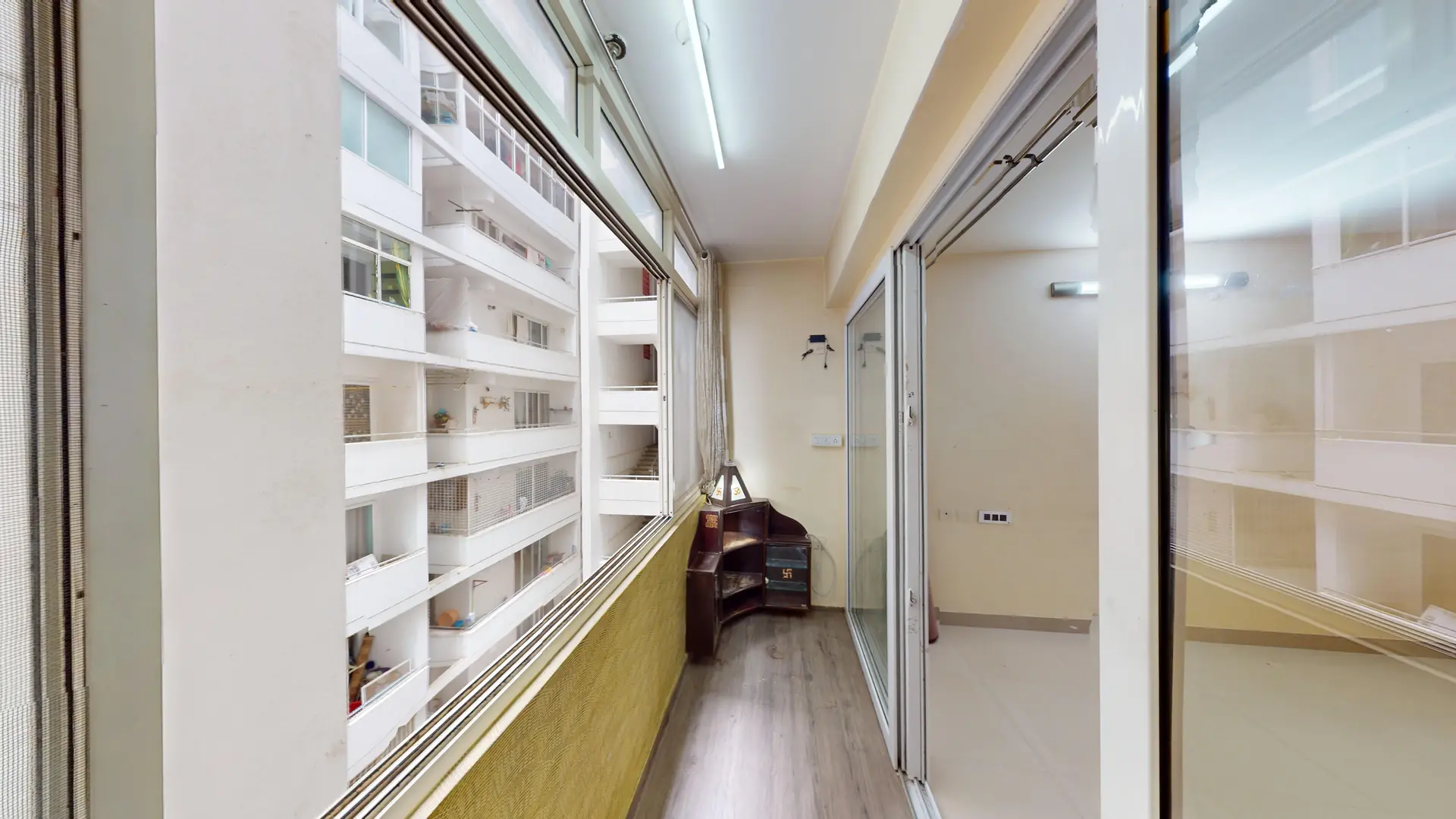 West-Block-2BHK-Klassik-Benchmark-Apartments-07122024_142307.jpg