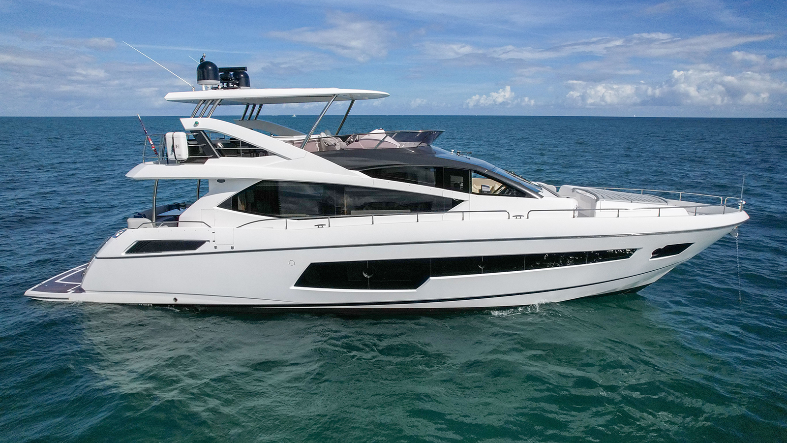70 ft Luxury Yachts For Sale